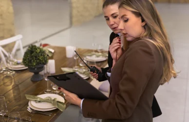 Emplois avec hébergement, restauration et salaire fixe