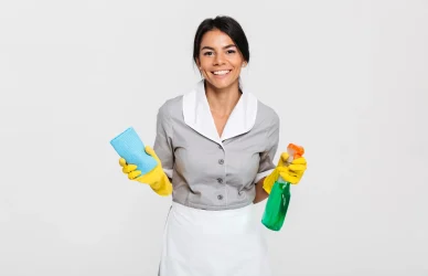 Postes d’agent de nettoyage : salaire, avantages